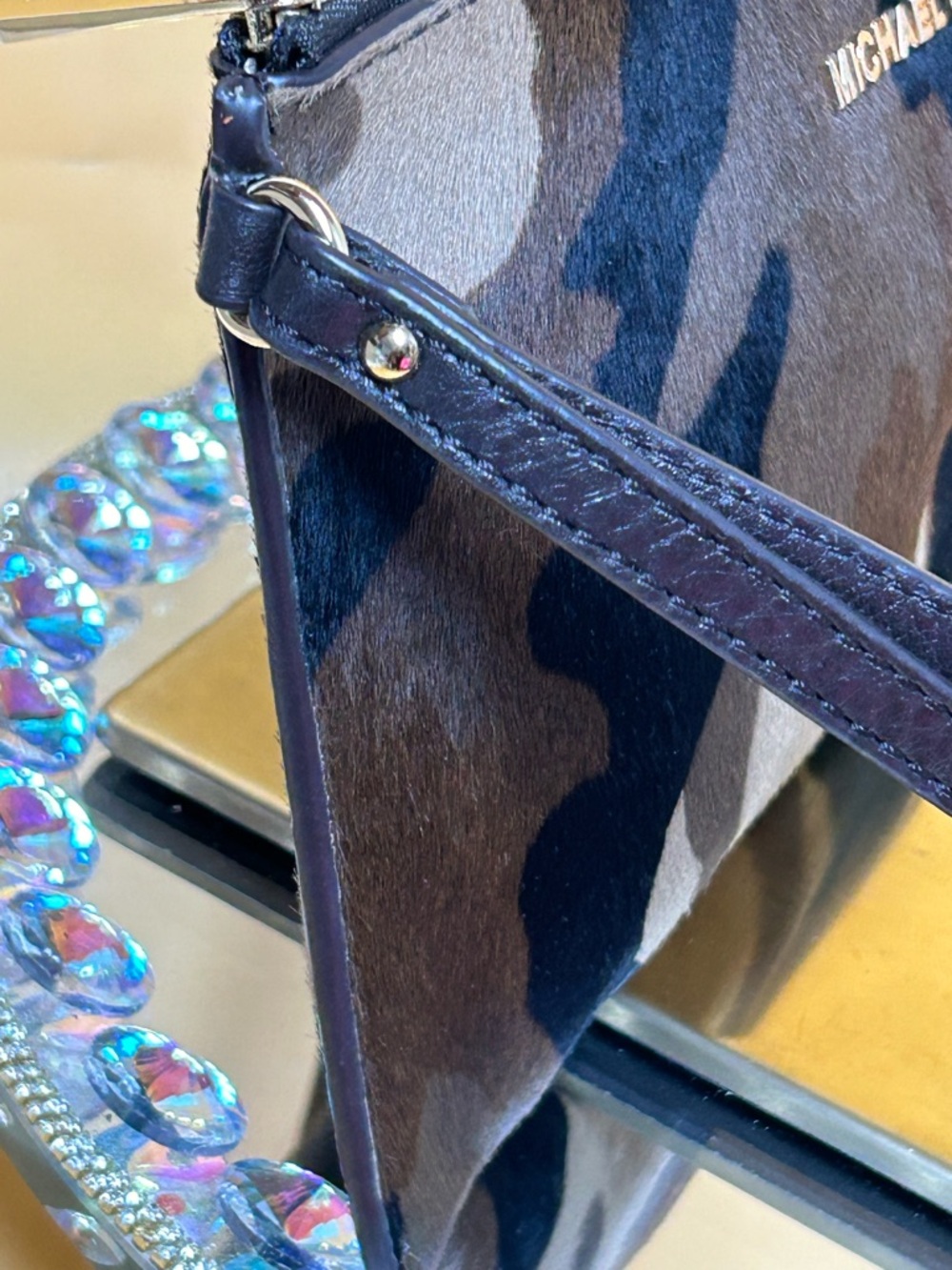 MICHAEL KORS Brown Camo Calf Hair and Leather Wristlet Approx. 10 x 5.5 - Picture 4 of 17